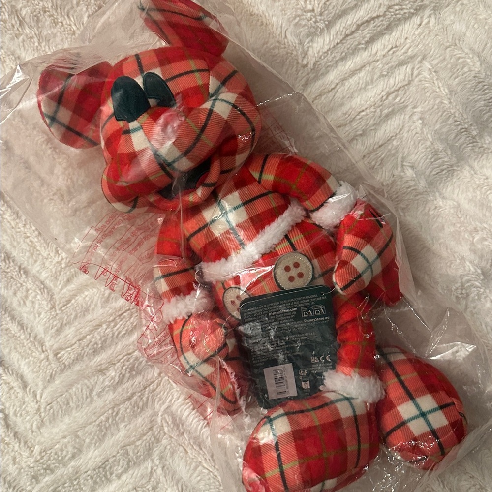 Plaid Mickey Mouse 2025 Disney Store Exclusive VISA Cardholder Holiday Plush - Picture 5 of 6